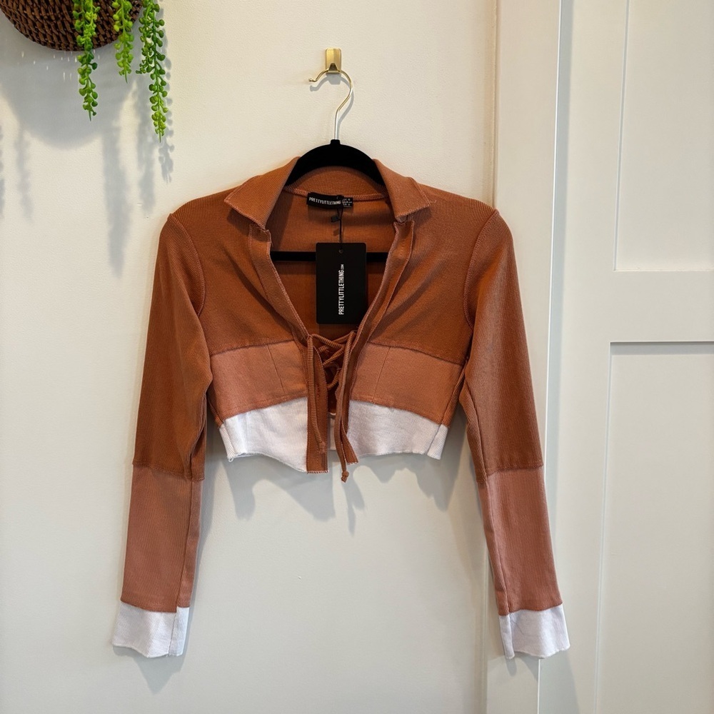 PrettyLittleThing Chocolate Colorblock Ribbed Lace Up Top NWT US 12 Womens Small